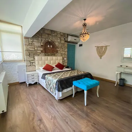 Sardunya فندق مبيت وإفطار