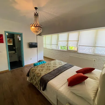 Sardunya Bed & Breakfast Alacati