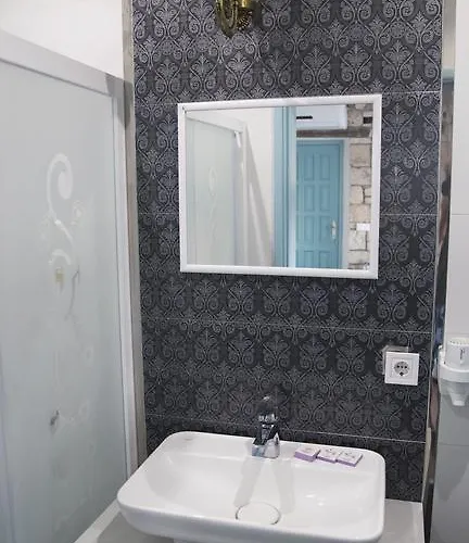 Bed & Breakfast Sardunya Alaçatı