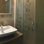 Bed and breakfast Sardunya 4*