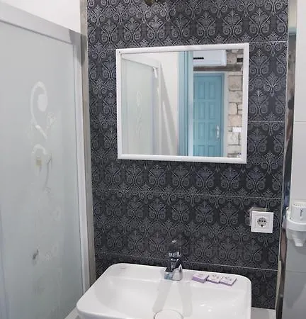 Bed & Breakfast Sardunya Alaçatı