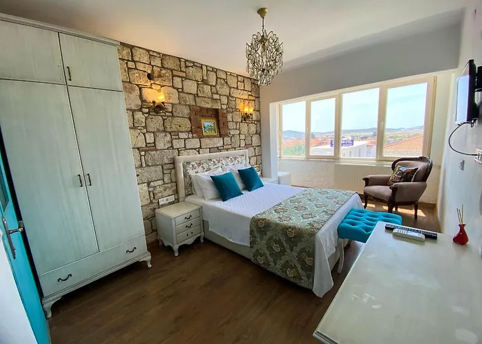 Sardunya Oda ve Kahvaltı