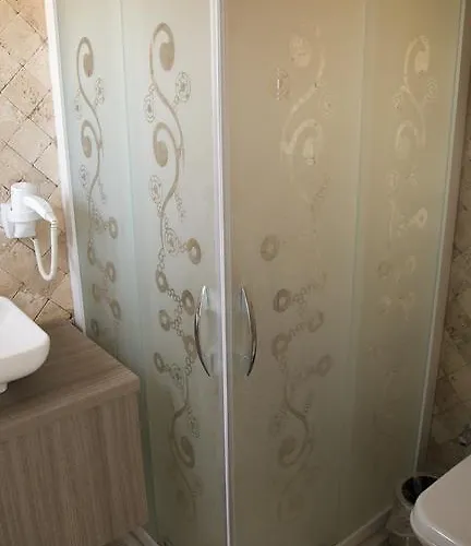 Oda ve Kahvaltı Sardunya Alaçatı